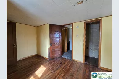 64 N Hunter Highway, Butler Twp, PA 18222 - Photo 13