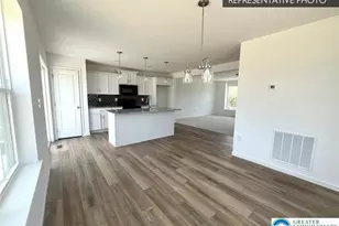 714 Deerfield Blvd, Pennsburg Boro, PA 18073 - Photo 3