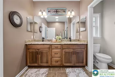 3801 Loyal Lane, Bethlehem Township, PA 18045 - Photo 23