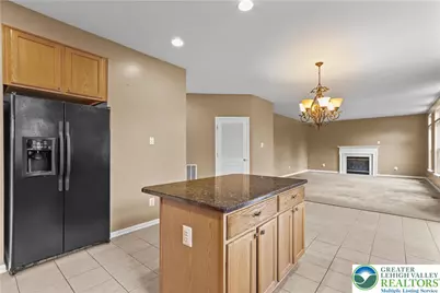 3275 W Fairview Street, South Whitehall Twp, PA 18104 - Photo 19