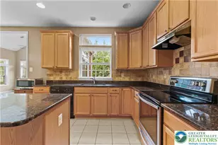 3275 W Fairview St, South Whitehall Twp, PA 18104 - Photo 15