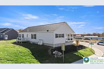 1412 Heytesbury Road, Lehigh Township, PA 18088 - Photo 5