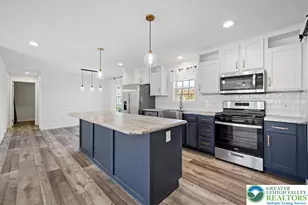 1410 Heytesbury Rd, Lehigh Township, PA 18088 - Photo 13