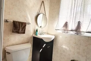 108 E Douglasville Rd, Bushkill Twp, PA 18064 - Photo 13