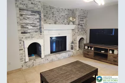 108 E Douglasville Road, Bushkill Twp, PA 18064 - Photo 11