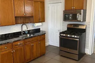 621 Center St, Bethlehem City, PA 18018 - Photo 5