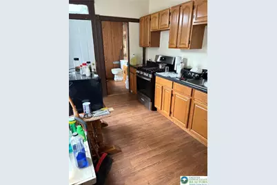 330 S 17 1/2 Street, Reading City, PA 19602 - Photo 5