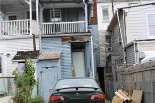 330 S 17 1/2 St, Reading City, PA 19602 - Photo 19