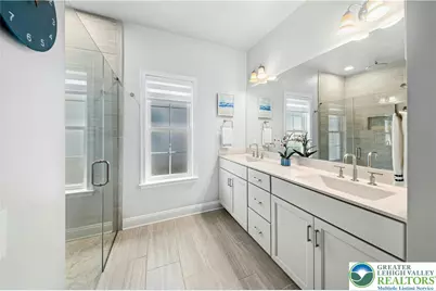 3732 Loyal Lane, Bethlehem Township, PA 18045 - Photo 19