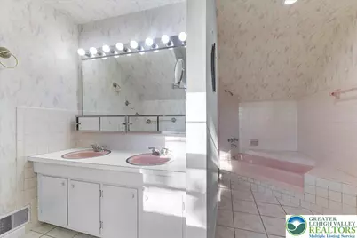 1331 Armstrong Road, Hanover Twp, PA 18017 - Photo 21