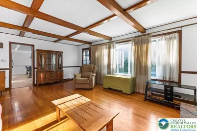 1331 Armstrong Road, Hanover Twp, PA 18017 - Photo 9