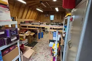 5905 Glencrest Blvd, Washington Township, PA 18080 - Photo 13