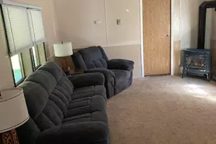 5905 Glencrest Blvd, Washington Township, PA 18080 - Photo 5