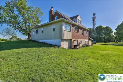 4 Stonecroft Drive, Palmer Twp, PA 18045 - Photo 9