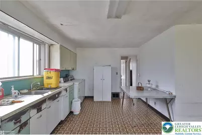 4 Stonecroft Drive, Palmer Twp, PA 18045 - Photo 15