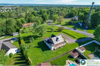 4 Stonecroft Drive, Palmer Twp, PA 18045 - Photo 1