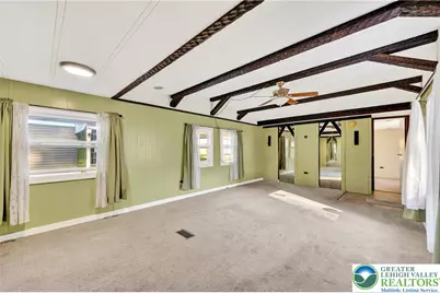 8220 Airport Road #4, East Allen Township, PA 18067 - Photo 9