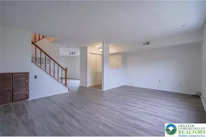 1607 Shenandoah Court, Allentown City, PA 18104 - Photo 5