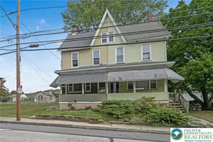 319 Washington St, Walnutport Boro, PA 18088 - Photo 3