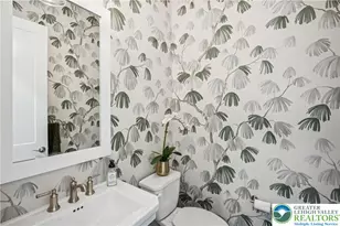 5722 Frederick Dr, East Allen Township, PA 18017 - Photo 7