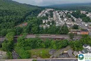 240 Center St, Tamaqua, PA 18252 - Photo 5