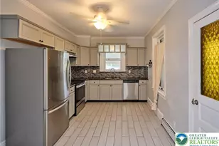 419 Seminary St, Pennsburg Boro, PA 18073 - Photo 11