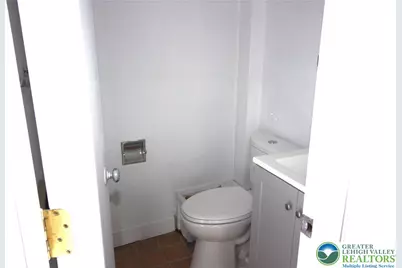 1020 Currant Street, North Catasauqua Bor, PA 18032 - Photo 13