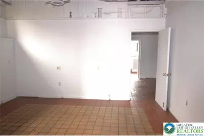 1020 Currant Street, North Catasauqua Bor, PA 18032 - Photo 7