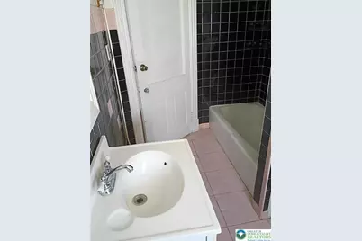 24 N 13th Street, Allentown City, PA 18102 - Photo 17