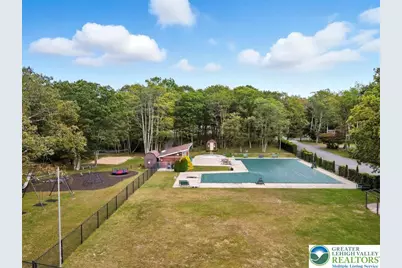 135 Dogwood Drive, Penn Forrest, PA 18229 - Photo 99