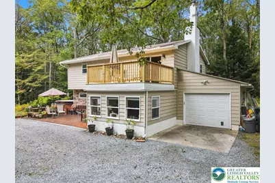 135 Dogwood Drive, Penn Forrest, PA 18229 - Photo 3