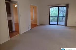 3218 Oakland Square Dr, Bethlehem City, PA 18020 - Photo 9