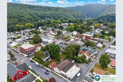 15 W Fifth Street, Jim Thorpe, PA 18229 - Photo 5