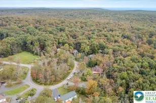 234 Viceroy Cir, Coolbaugh Twp, PA 18466 - Photo 31