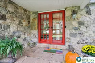 360 Wedgewood Dr, Easton, PA 18045 - Photo 5