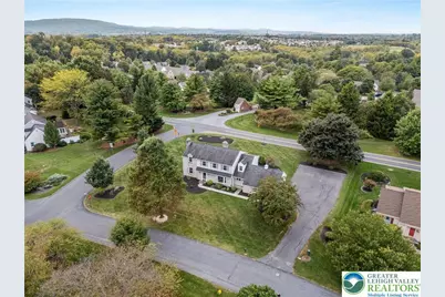 2518 Stanford Circle, Lower Macungie Twp, PA 18049 - Photo 5