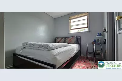 1309 Greenview Drive, Bethlehem City, PA 18018 - Photo 17