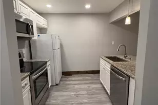 11 Eshbach Ln, Washington Twp, PA 19505 - Photo 7