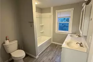 11 Eshbach Ln, Washington Twp, PA 19505 - Photo 11