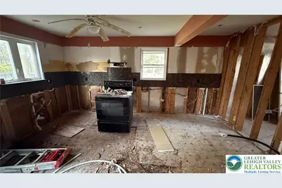 2982 Grace Terrace, Coolbaugh Twp, PA 18466 - Photo 15