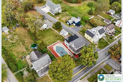 696 S Delaware Drive, Upper Mt Bethel Twp, PA 18343 - Photo 33