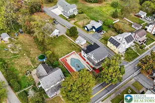 696 S Delaware Dr, Upper Mt Bethel Twp, PA 18343 - Photo 33