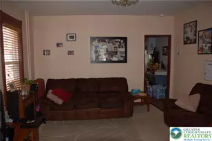 115 E Wilkes Barre St, Easton, PA 18042 - Photo 5