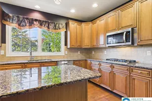 4221 Jeanette Dr, Bethlehem City, PA 18020 - Photo 7