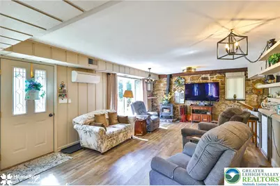 445 Morvale Road, Williams Township, PA 18042 - Photo 7