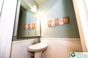 114 Franklin Ct, Bethlehem Township, PA 18020 - Photo 17