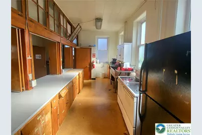 429 Walnut Street #2, Catasauqua, PA 18032 - Photo 7