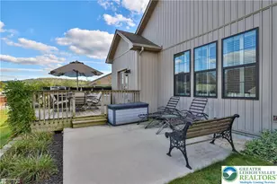 4109 Eveningstar Rd, Emmaus Boro, PA 18049 - Photo 5