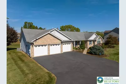 4500 Hanoverville Road, Lower Nazareth Twp, PA 18020 - Photo 3