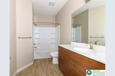 16 Centre Square #3A, Easton, PA 18042 - Photo 9